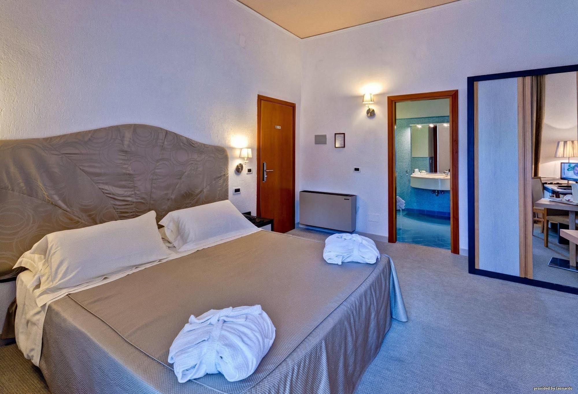 Hotel Regina Palace Terme Іскія Екстер'єр фото